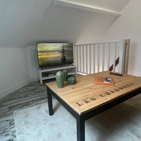 100 M De La Mer, Sauna, Wifi