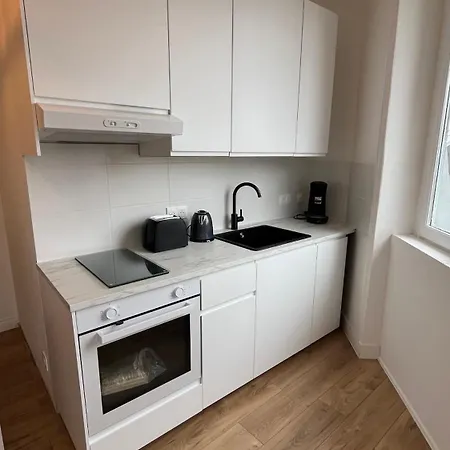 100 M De La Mer, Sauna, Wifi Apartmán *