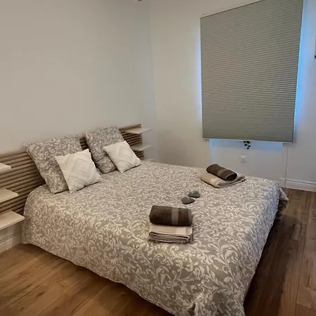 100 M De La Mer, Sauna, Wifi Apartmán