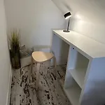 100 M De La Mer, Sauna, Wifi شقة *