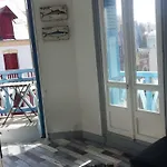 شقة 100 M De La Mer, Sauna, Wifi *