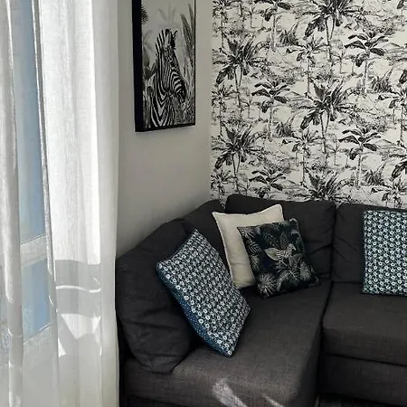 100 M De La Mer, Sauna, Wifi