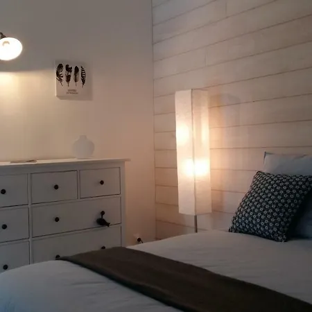 100 M De La Mer, Sauna, Wifi