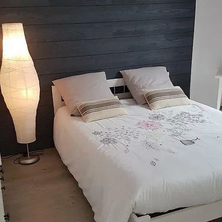 100 M De La Mer, Sauna, Wifi * メール・レ・バン
